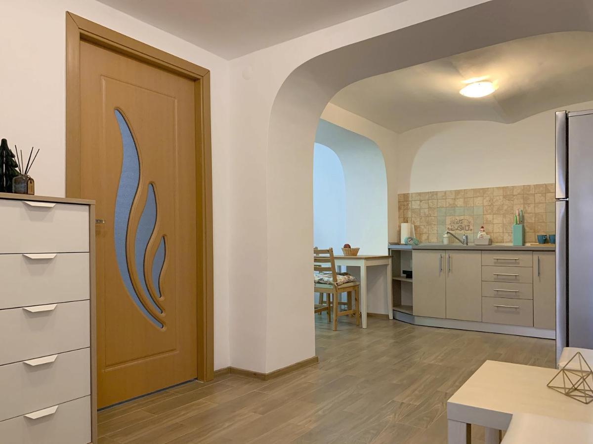 Casa Carol Διαμέρισμα Μπρασόβ Εξωτερικό φωτογραφία
