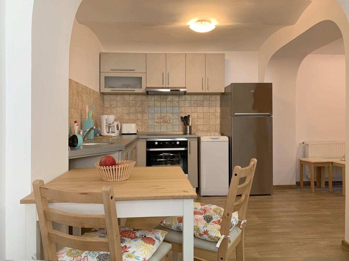 Casa Carol Διαμέρισμα Μπρασόβ Εξωτερικό φωτογραφία